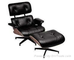 Eames Lounge Chair 