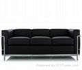 LC2 sofa by Le Corbusier