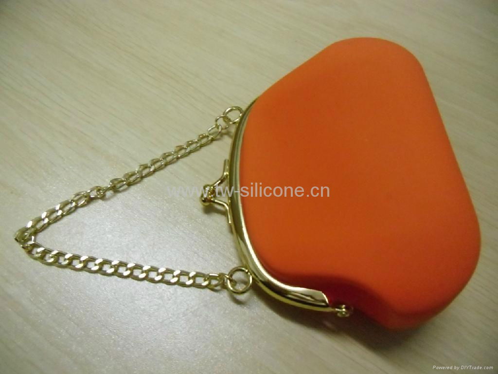 Round Shape Silicone Wallet 4