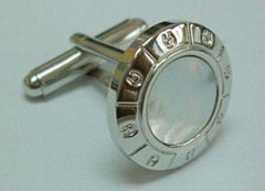 cufflinks