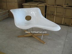 eames la chaise