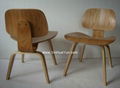 eames plywood lounge chair 1