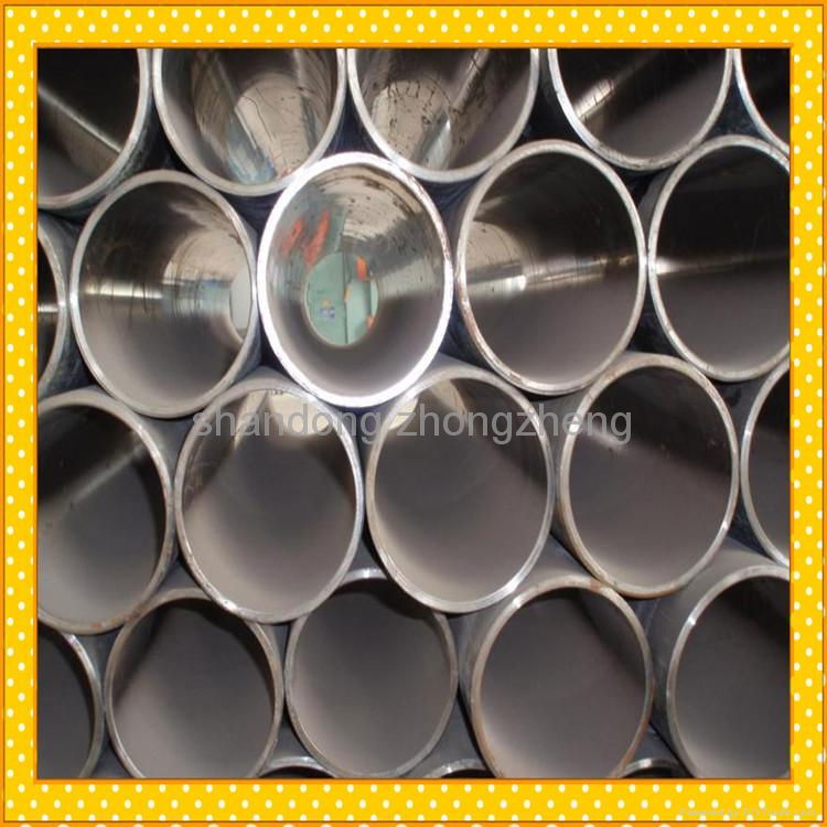 DIN St37 carbon seamless steel pipe 3