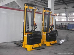 Full Electric Stacker