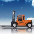 8-10T FORKLIFT