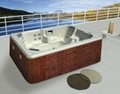 outdoor bathtub