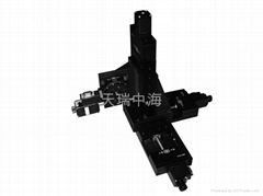 四自由度微型自動調整平台 