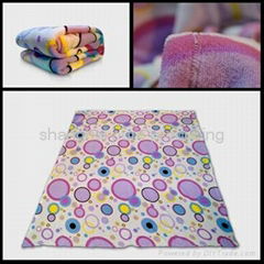 Micro coral fleece blanket 