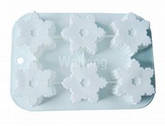 silicone cake mold in snowflake shape