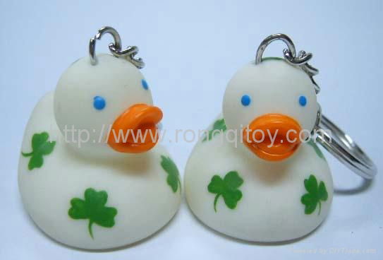 Plastic rubber duck keychain 4