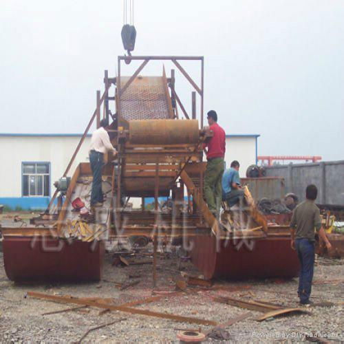 Iron ore ship， Pumping sand choose iron ship  4