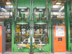 Hydraulic tire curing press