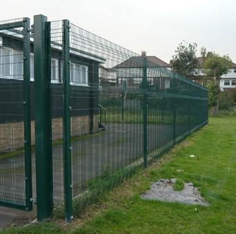 welded mesh fence 3