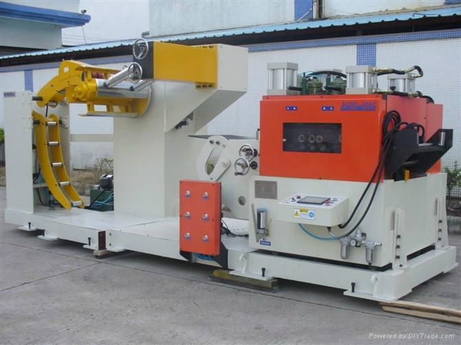 3 in one NC straightener feeder with decoiler 5