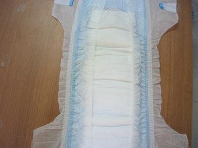 soft and comfortable baby diaper 4