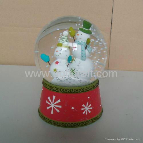 Polyresin Souvenir Water Globe