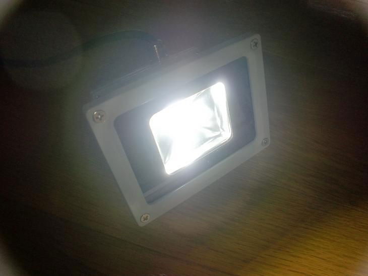 LED floodlight 10w