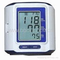 Wrist digital blood pressure monitor