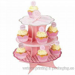 corrugated cupcake stand