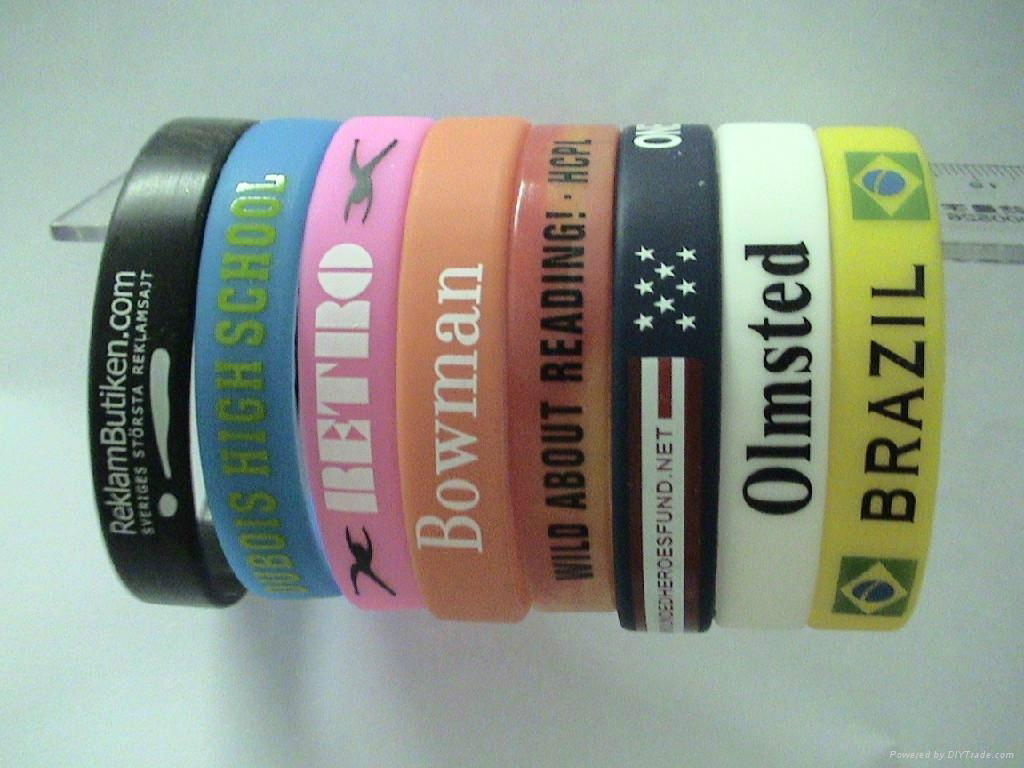 Popular Silicone Wrist Bands with watch 4