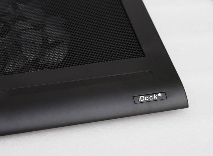 iDock C4 notebook cooling pad with metal mesh panel and one big fan 5