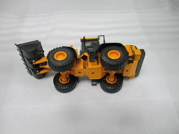 diecast metal Hyundai bulldozer model 3