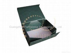 2012 hot sell folding packaging box