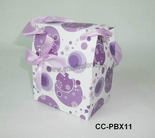 paper boxes with ribbon handles 3