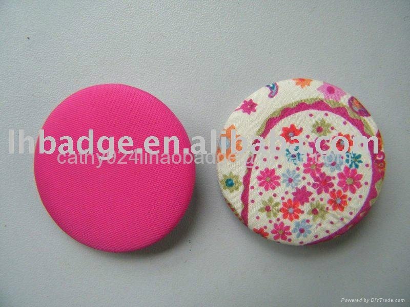 fabrics button badge