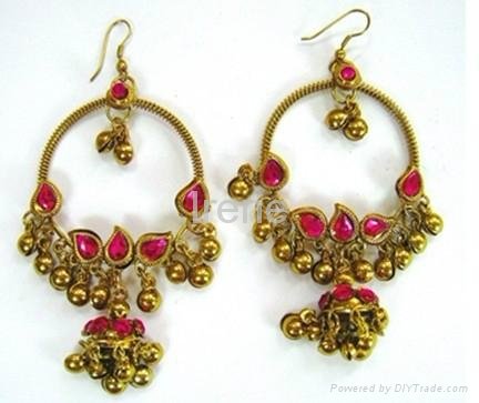2012 fashion rhinestone earring new design and low price 2