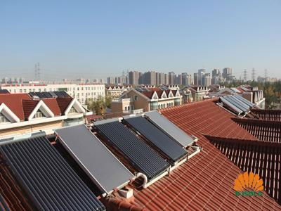 Split type solar water heater