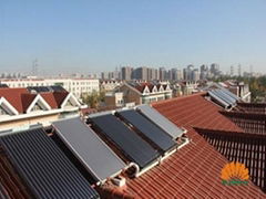 Split type solar water heater