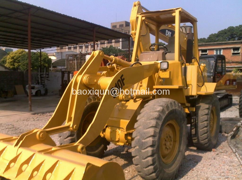 used CAT wheel loader 910E 2