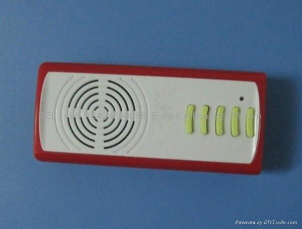 TF USB portable mini  speaker 1