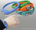 we supply fashion and best selling silicone bracelets 5