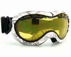 ski goggles