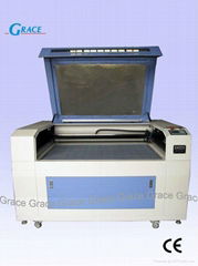 C02 Laser Engraving and Cutting Machine 