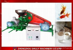 Floating fish pellet machine