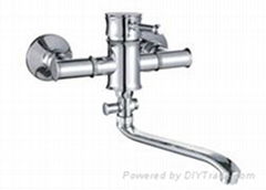 single lever bathtub faucet