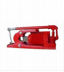 Hydraulic wire rope cutter