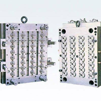 1-72 cavities plastic high precision  injection mould 3