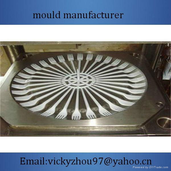 plastic fork mould 3