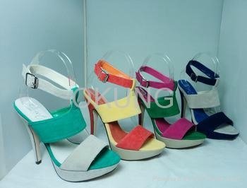 Fashion woman's flat sandal for 2013 Spring and Summer 4