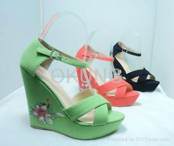 Wholesale fashion ladies wedge sandal footwear 2