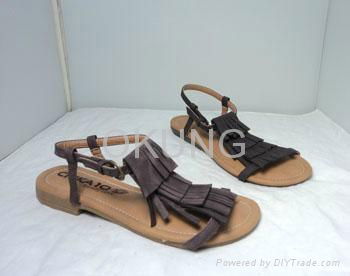 Nice flat  sandal shoes  for lady and comfortable  material 