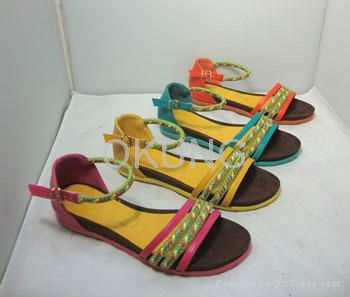 Nice flat  sandal shoes  for lady and comfortable  material  3