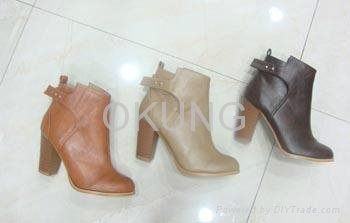 Woman low high heel ankle boots 4