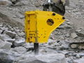 Hydraulic breaker