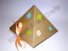 Pyramide Gift Box