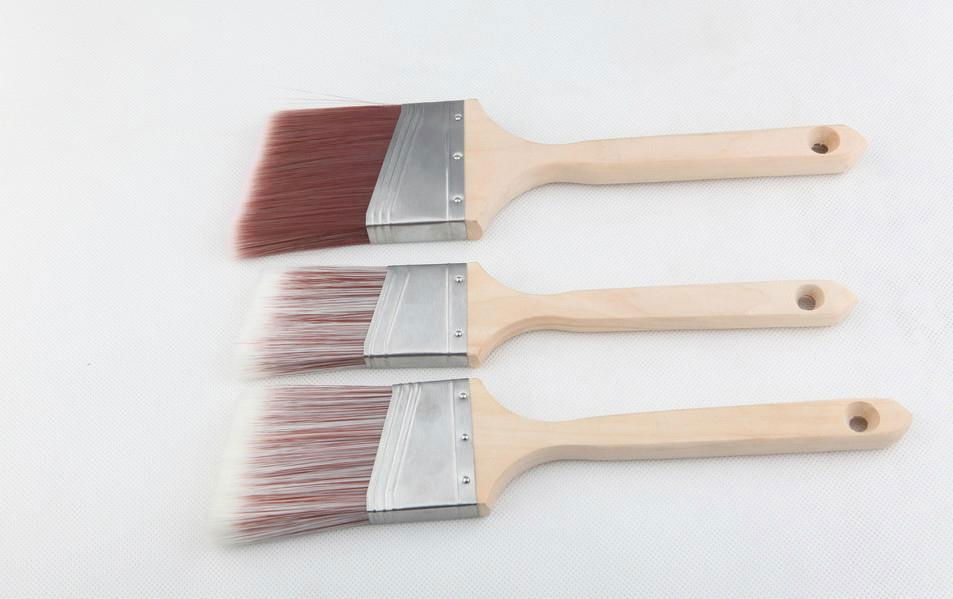 painting brush,broom，wire brush.